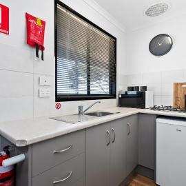 Waterfront Holiday Park - Adult Only Retreat, hotel in Tailem Bend