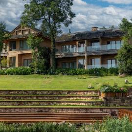 Evergreen Forest Retreat Zhangjiajie, Near National Forest Park Avator Park, Luxury Nature Escape, Free Airport&Train Shuttle Service & Travel itinerary, English Speaking Butler