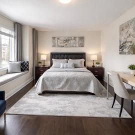 Quite Cozy Private Room In Vaughan with Private Bathroom and Free Parking, hotel en Vaughan