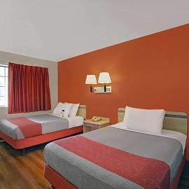 Super 8 by Wyndham Livermore、リバモアのホテル