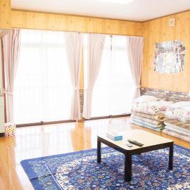 紅取山ハウス, hotel i Hitoyoshi