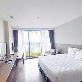 SeaView Apartment with Super-King-bed and Bathtube in Flamingo CatBa Beach Resort, viešbutis mieste Kat Ba