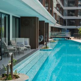 Top Location Kora Resort 1BR Near Layan Beach Pool & Balcony, hotel in Layan Beach