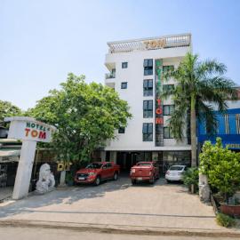 Tom Hotel Huế near Phu Bai Airport
