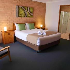 Golden Chain Aalana Motor Inn, Hotel in Cowra