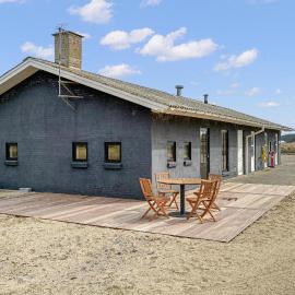 Amazing Home In Oksbøl With Sauna