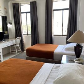 Stonestown Suites, hotel em Balulang