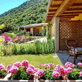 Li Teggi Turismo Rurale, Hotel in San Teodoro