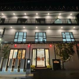 Honeybee Villa – hotel w mieście Văn Lâm