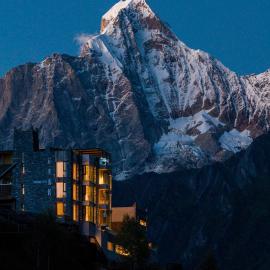 Siguniang Mountain · Ruoshui Mountain Retreat Holiday Inn (Changpinggou Scenic Area Branch), hotel u gradu 'Mount Siguniang'