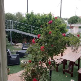 Casa vacanze sa minda noa whit a private garden, hotel in Olbia