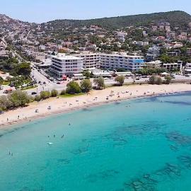 Beachfront Apprtment on Athens Riviera, hotel in Saronida