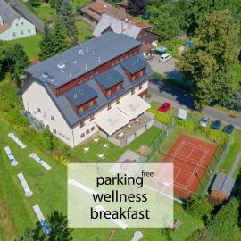 Hotel Toč, хотел в Липова Лазне