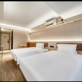 Hanting Hotel Ningbo Tianyi Square Guogou Center