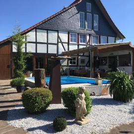 Fachwerk-Villa für 10 mit Pool, Sauna, Flügel, Kamin, hotel u gradu Friedland