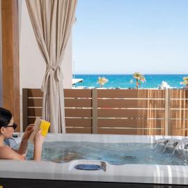 Premium Seaview Suites with Jacuzzi & Private Parking