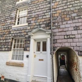 32 Crescent Street