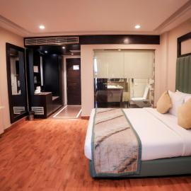 Clarion Inn Stella, hotel em Bathinda