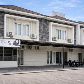 Sanga Hotel, hotel di Gabung
