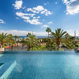 Occidental Atenea Mar - Adults Only、バルセロナのホテル