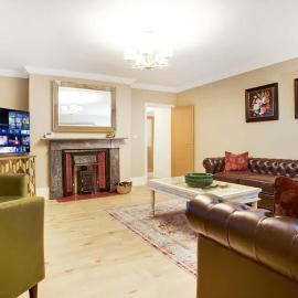 NEW! Luxurious Cottage in Durham by Stay With Us, Ideal for Large Groups & Families, Hot Tub, Sleeps 10!