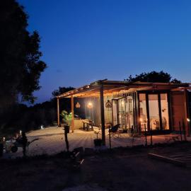 Eco Hideaway, hotell i Anoyira