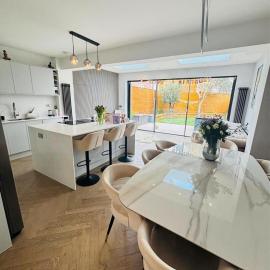 Stunning Family Property with Free-On-Street Parking!