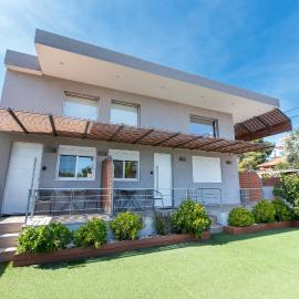 Airnest Suites Near Athens Airport By SEM, hotel en Artemida