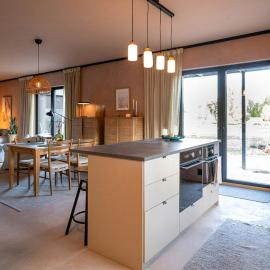 Designer Cabin With Guest House At Lake Mullsjö, hotel di Hjo