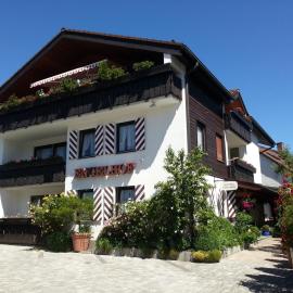 Hotel Engelhof, khách sạn ở Tutzing
