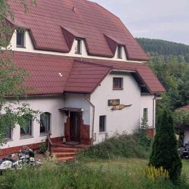 Gościniec, kwatery prywatne przy stoku w Zieleńcu, hotell i Duszniki Zdrój