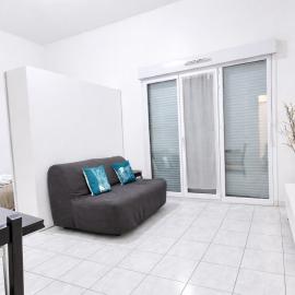 20 Mins to Paris & DisneyLand - Cocon des Champs, hotel in Champs-sur-Marne