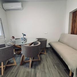 Nára house 3, Hotel in Spáta