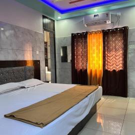 Shanti Nivas Homestay, hotel i Māvalli