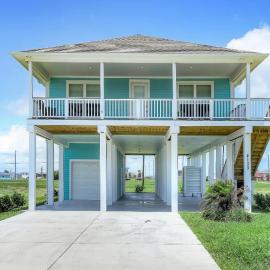 Seagle Shack Gulf Views From this New 42 in Bay Harbor