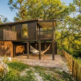 Domaine la Védence - La Cabane Tchanquée, Hotel in Marsolan