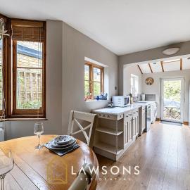 Spacious Windsor Stay with Garden, Free Parking, hótel í Windsor