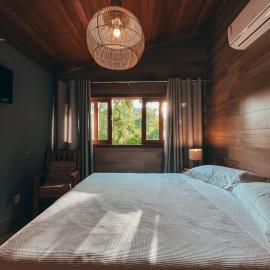 Chalés Quinta dos Ipês, hotel u gradu Santa Tereza