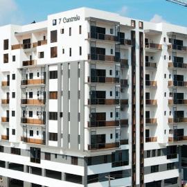 Grecel Luxury 1 Bedroom Apartment、Iladoのホテル