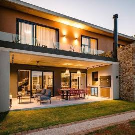 Lefika Villa - Sun City, khách sạn ở Sun City