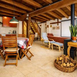 Casa Adrados Mar de Pinos con Patio y Barbacoa, hotel u gradu Adrados
