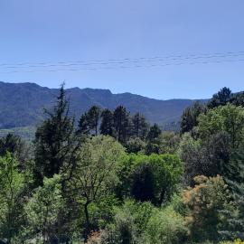 Verdure, rivière et vue imprenable