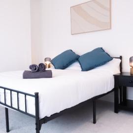 Seafront Beach House, Sea Views & Free Parking, hotel di Hartlepool