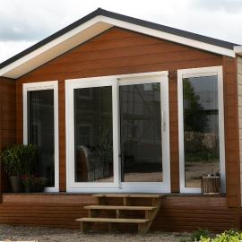Time Out Village - Maedow Flower Cottage - Haus Blumenwiese, hotel a Blekendorf