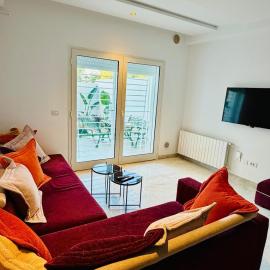 Cozy Apartment in the Jardins de Carthage, hotel u gradu Sidi Daoud