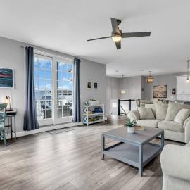 Linens + Towels | High Speed WiFi | Outdoor Dining, hotel a Seaside Heights