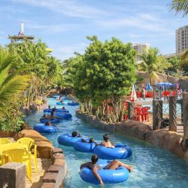 Piazza diRoma Incluso Acesso ILIMITADO ao Acqua Park - Até 5 Pessoas, hotel in Caldas Novas