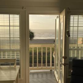 Ocean Front Condo - 3 Bdrms - Hot Tubs - 2 Pools - Gym - Tennis ct - Shoreline Stays 2203