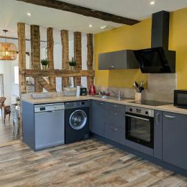 Maison spacieuse avec jardin privatif, idéale pour 6, proche Orléans et Châteaux de la Loire - FR-1-590-236, hôtel à Loury