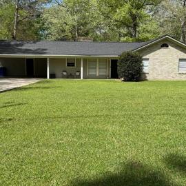 Spacious Private Retreat Near Town & Lake, hotelli kohteessa Jasper